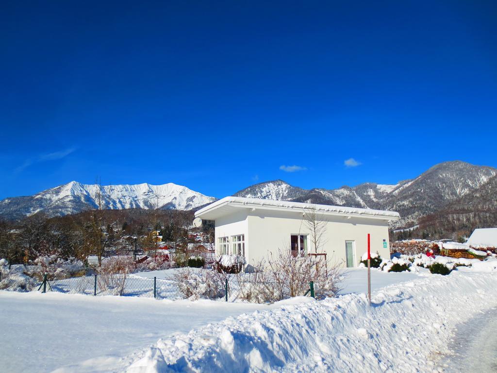 Flores, Ferienhaus Oder Doppelzimmer, Im Gruenen, 5 Gehminuten Ins Zentrum, Parkplatz, Zero Emissions バート・イシュル エクステリア 写真